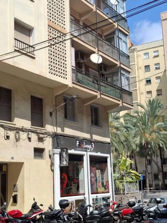 Piso en avenida Gabriel Miró