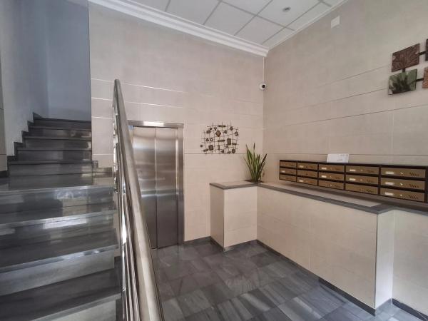 Piso en avenida Gabriel Miró