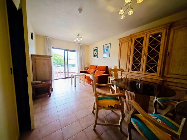 Piso en Urbanización Caleta, 28 a