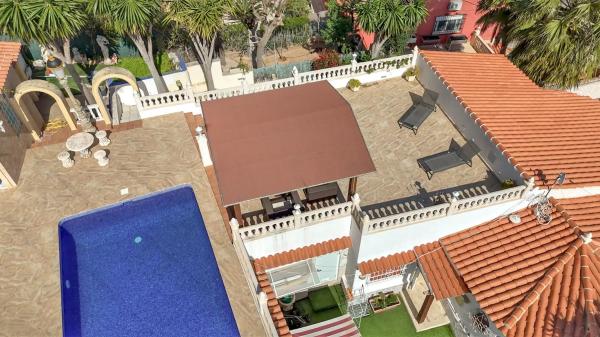 Casa independiente en Partida Maryvilla, 27 k