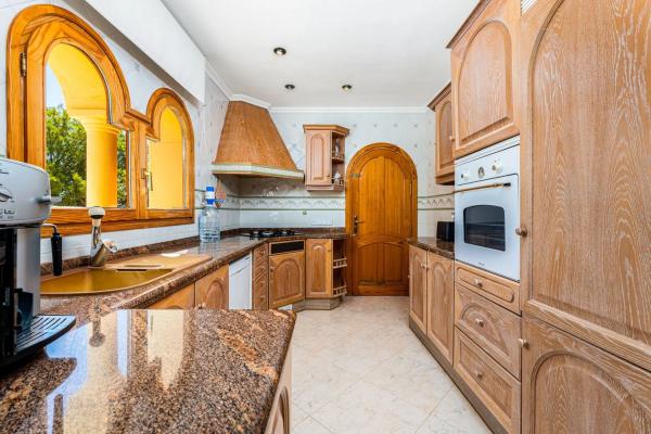 Casa independiente en Partida la Empedrola