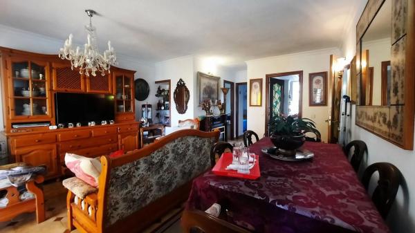 Piso en calle Holanda, 2