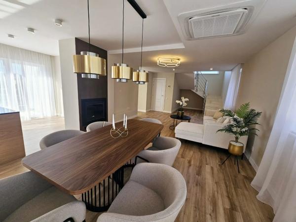 Casa independiente en Partida Carrió Park