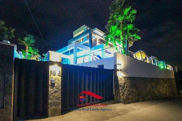 Casa independiente en Urbanización Canuta