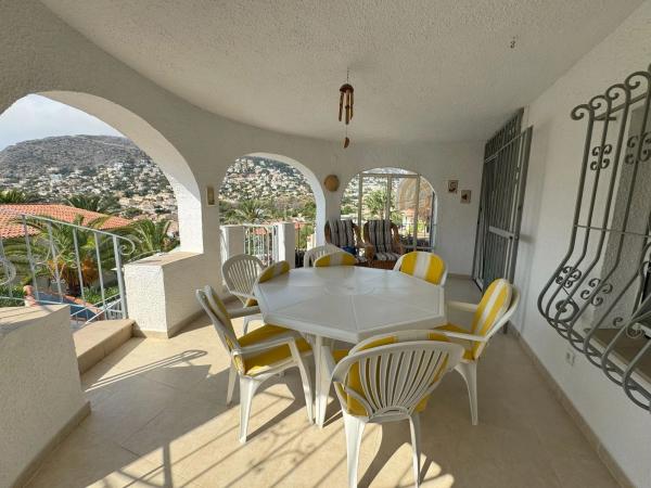 Casa independiente en Urbanización Canuta de Ifach