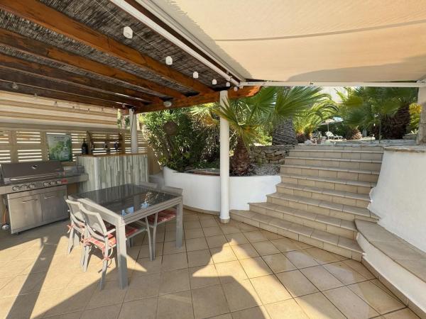 Casa independiente en Urbanización Canuta de Ifach