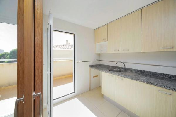 Chalet pareado en Urbanización Caleta