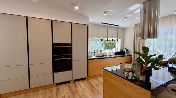 Casa independiente en Partida Carrió Park