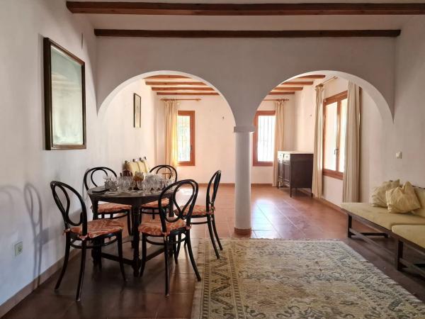 Casa independiente en Partida Los Pinos