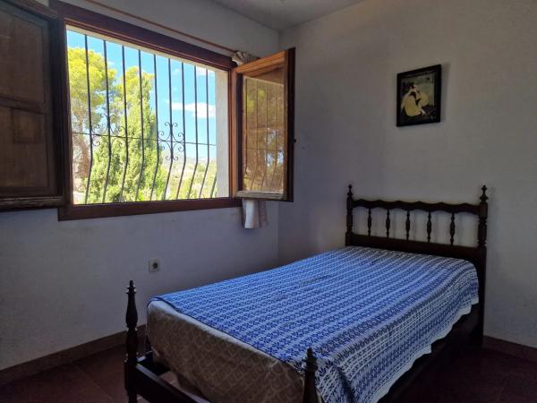 Casa independiente en Partida Los Pinos