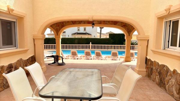 Casa independiente en Partida Colina del Sol