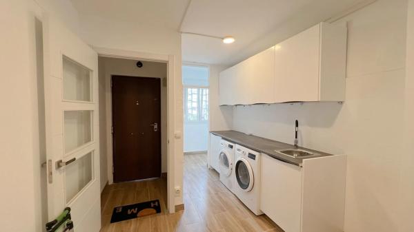 Piso en paseo Maritimo Playa del Bol, 28 -26