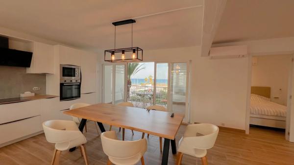 Piso en paseo Maritimo Playa del Bol, 28 -26