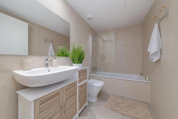 Piso en avenida de Rumania, 24