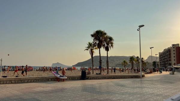 Piso en paseo Maritimo Playa del Bol, 28 -26