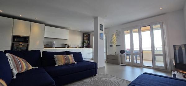 Piso en avenida Europa, 28