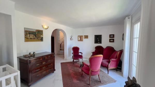 Casa independiente en Partida Maryvilla, 2 b