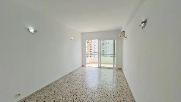 Piso en calle Balandros, 52