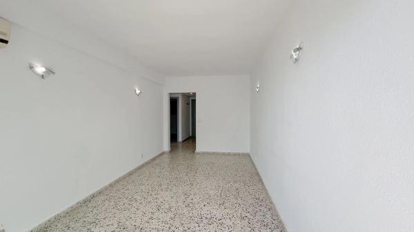 Piso en calle Balandros, 52