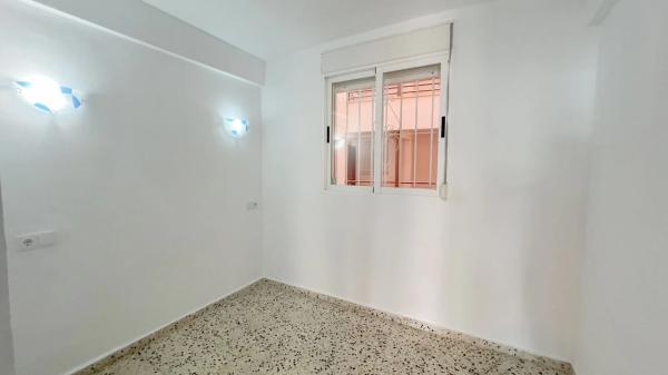 Piso en calle Balandros, 52