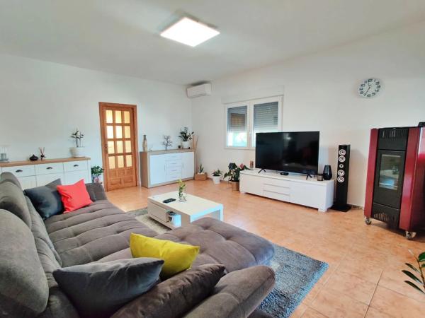 Casa independiente en Partida les Cucarres