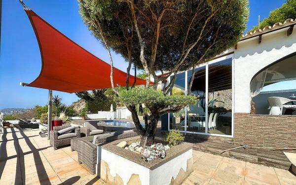 Casa independiente en Partida la Empedrola