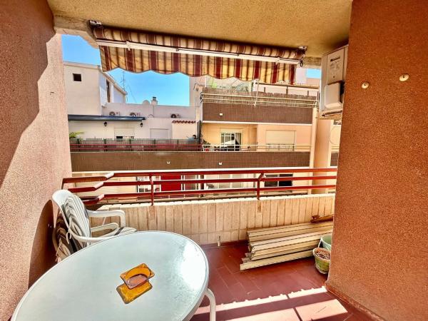 Piso en avenida de Ifach, 9