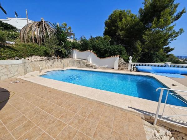 Casa independiente en Ur Cometa III