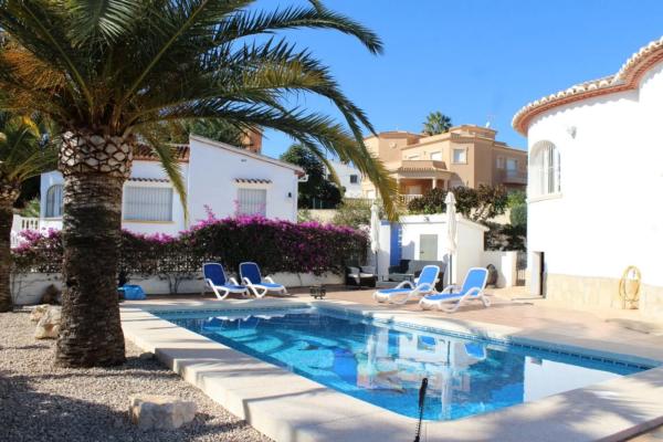 Chalet en Manzanera-Tosal