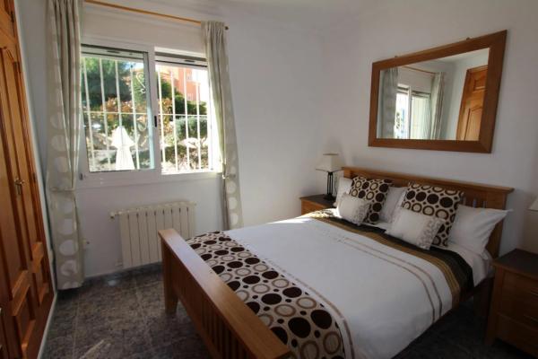 Chalet en Manzanera-Tosal