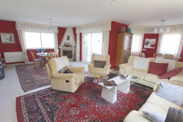 Chalet en Manzanera-Tosal