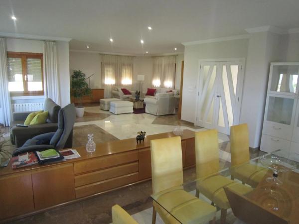 Chalet en Manzanera-Tosal