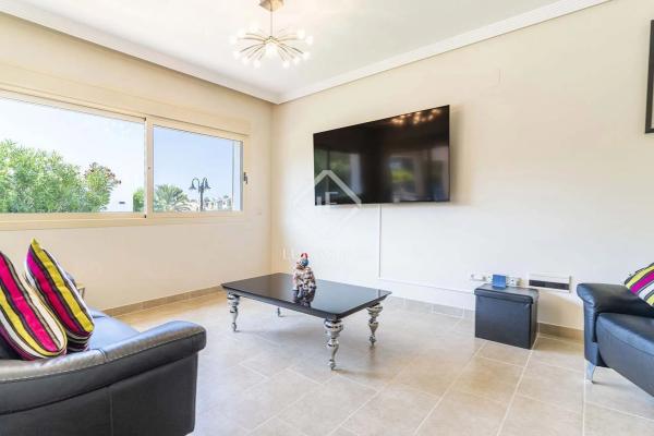 Casa independiente en Urbanización La Vallesa s/n