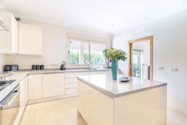 Casa independiente en Urbanización La Vallesa s/n