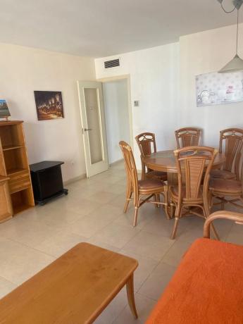 Piso en avenida Juan Carlos I