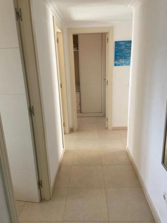 Piso en avenida Juan Carlos I