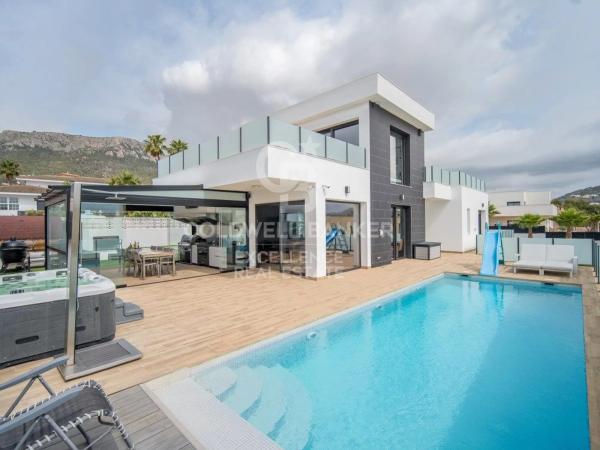 Casa independiente en Partida Benicolada