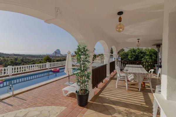 Casa independiente en Partida Corralet, 13 g