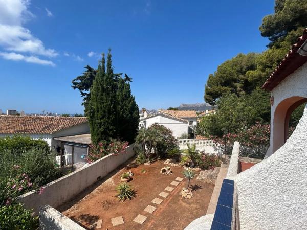 Casa independiente en Partida Carrió Park