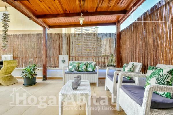 Piso en avenida Rosa de los Vientos