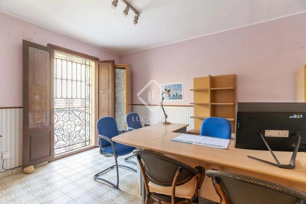 Masía en calle de la Justicia