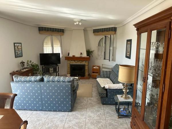 Casa independiente en alto Urbanización Carrió