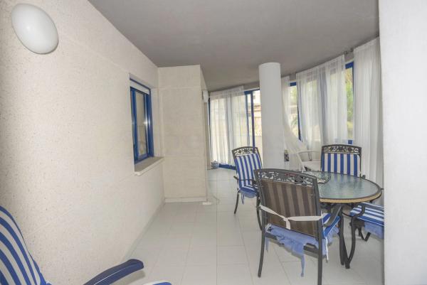 Piso en calle Gibraltar, 3