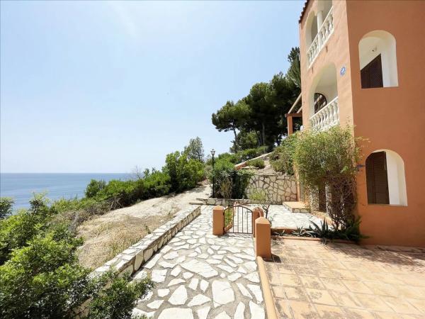 Chalet adosado en avenida la Manzanera