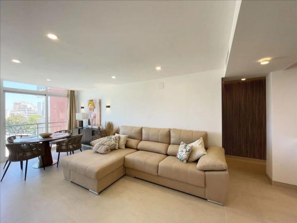 Piso en avenida Juan Carlos I