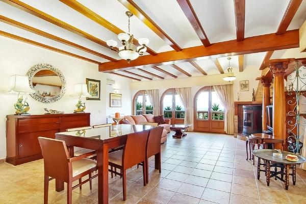 Casa independiente en Partida Colina del Sol, 24 a