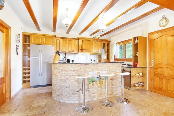 Casa independiente en Partida Colina del Sol, 24 a