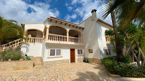 Casa independiente en Partida Colina del Sol, 24 a