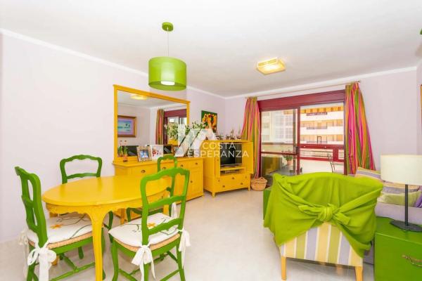 Piso en avenida Juan Carlos I