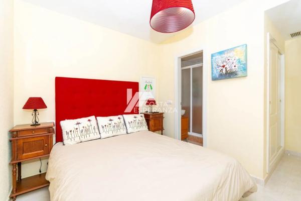 Piso en avenida Juan Carlos I